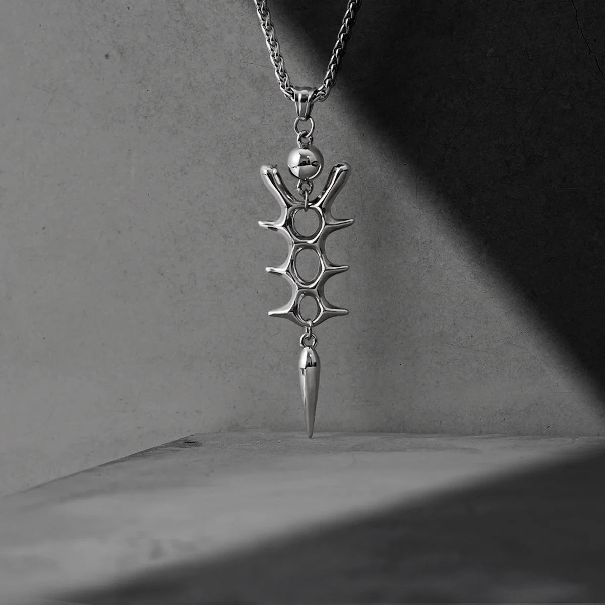 BIOMECH SPINE NECKLACE