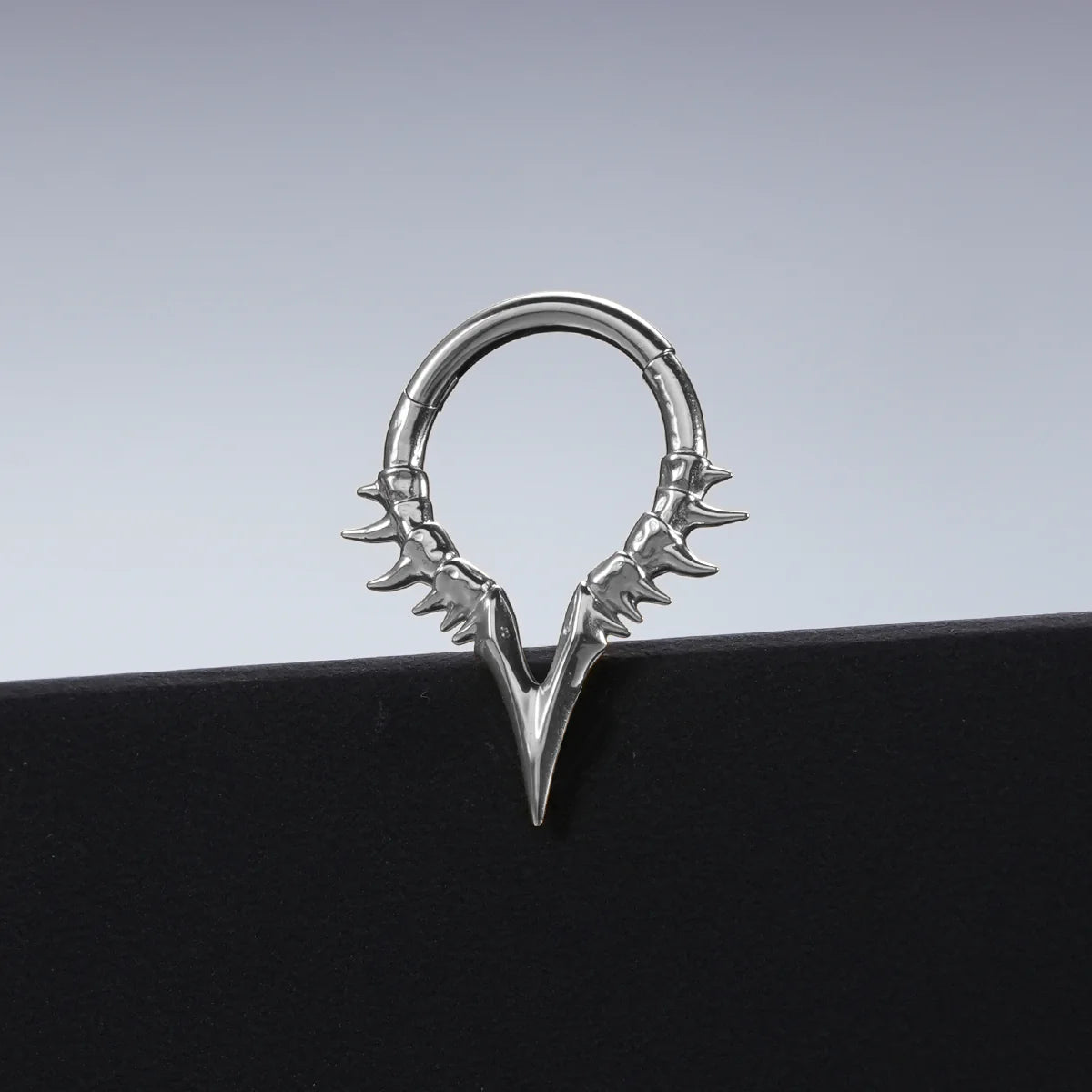 BARBED FANG CLICKER