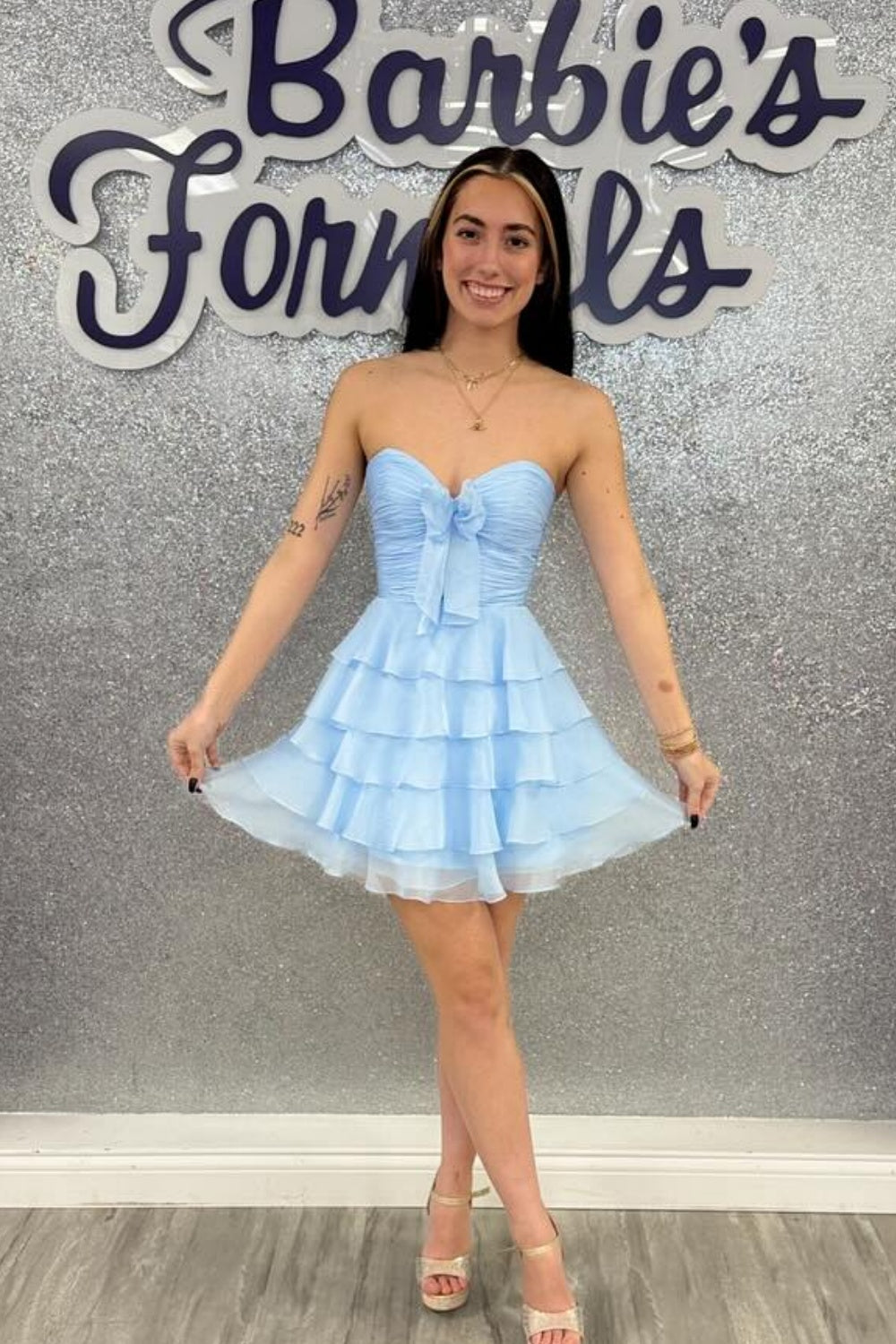Strapless Green Chiffon Bow Ruffle Short Dress