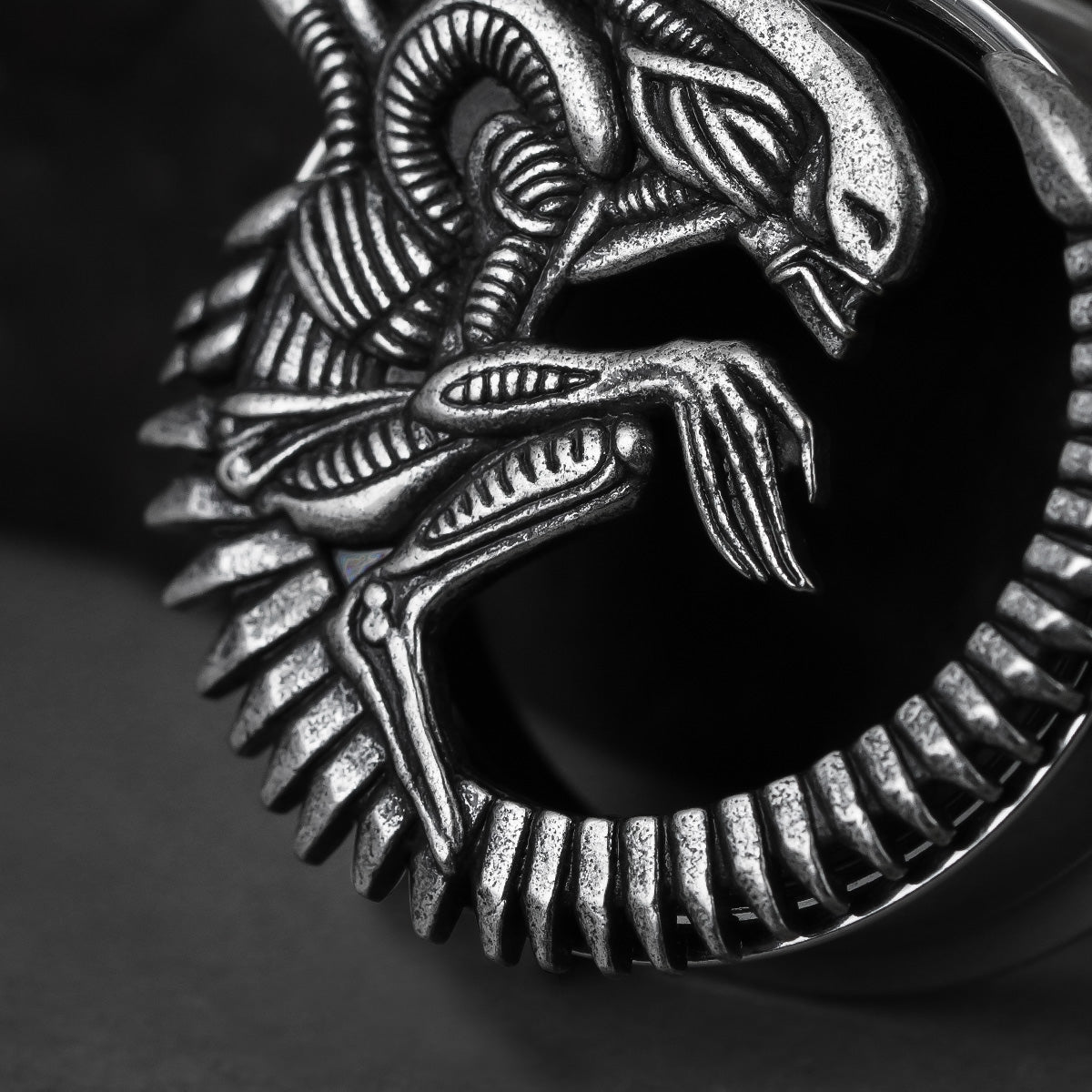 ALIEN INVASION TUNNELS