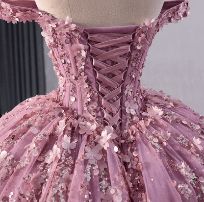 Floral Lace Sweetheart Corset Ball Gown Quinceañera Dress
