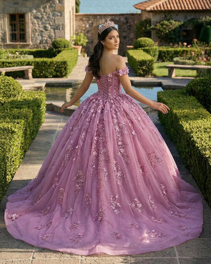 Floral Lace Sweetheart Corset Ball Gown Quinceañera Dress