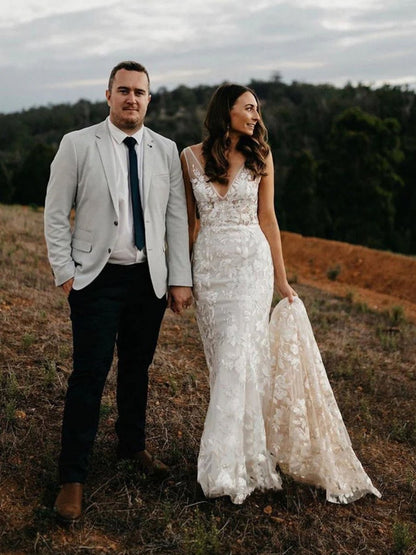Floral Lace Appliques V Neck Sleeveless Mermaid Boho Wedding Dresses