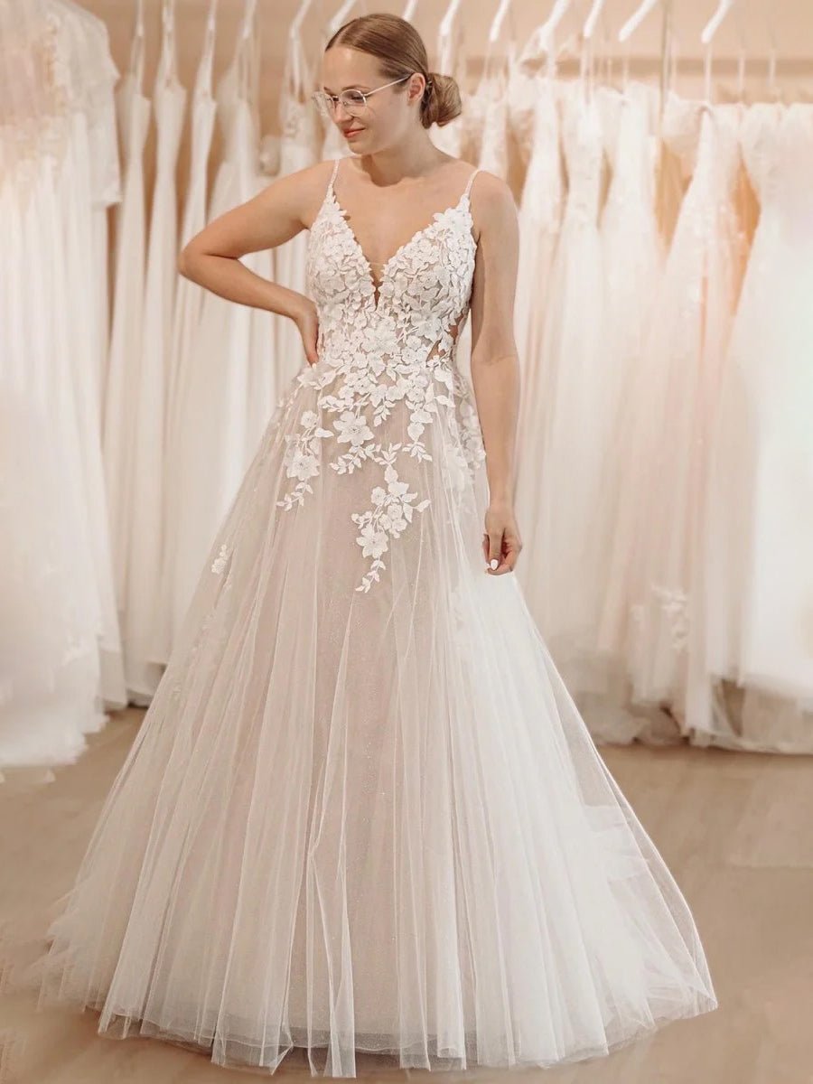 Glitter Ivory A-Line Spaghetti Straps Long Wedding Dress with Appliques