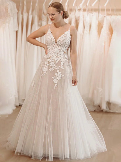 Glitter Ivory A-Line Spaghetti Straps Long Wedding Dress with Appliques