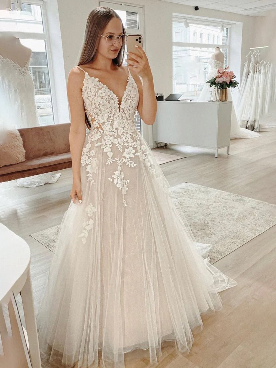 Glitter Ivory A-Line Spaghetti Straps Long Wedding Dress with Appliques