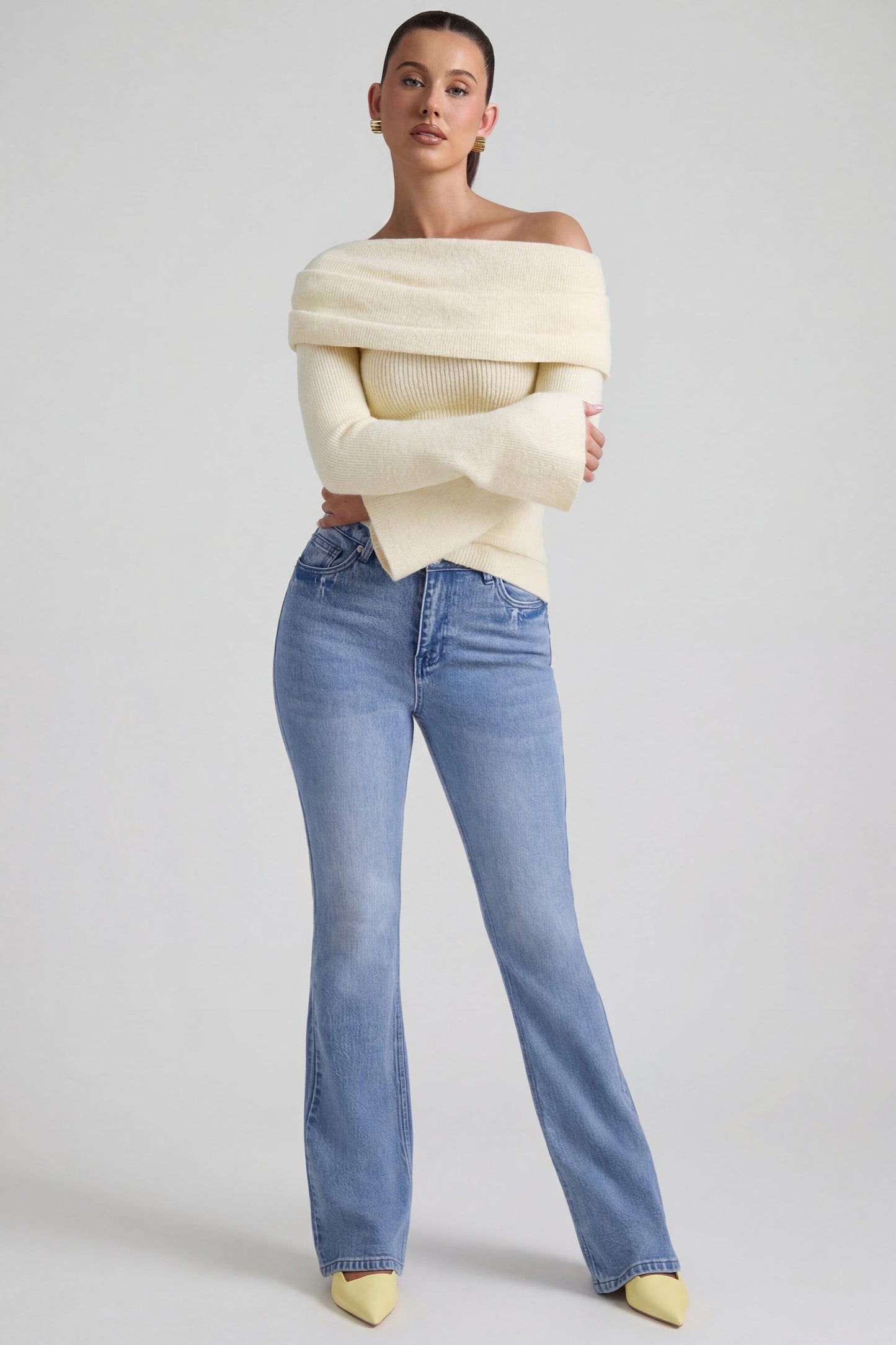 High-Rise Flared Jeans in Vintage Wash